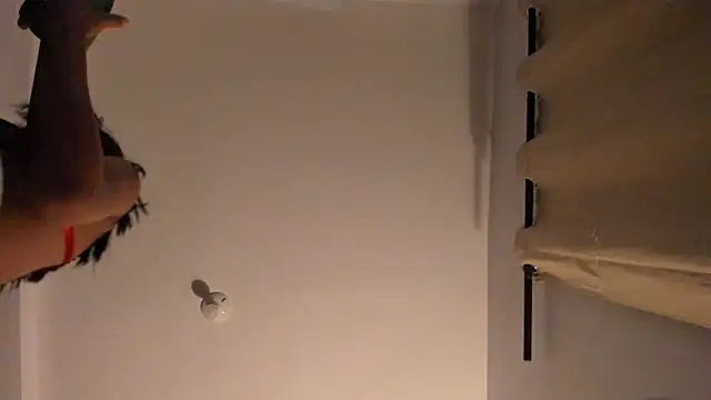 Samantha luv  online show from April 2026 07:45:01 AM