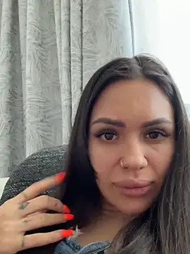 SiennaLuxexx online show from March 2026 12:24:02 PM