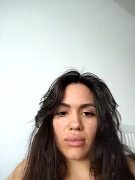 SiennaLuxexx online show from April 2026 11:10:01 AM