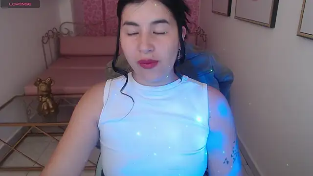 Nina harpper  online show from February 2026 12:37:02 PM