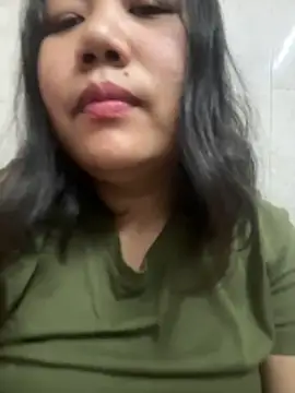 Snapshot of kukunightgirl chatting on December 2025 07:43:01 PM kukunightgirl online show from December 2025 07:43:01 PM