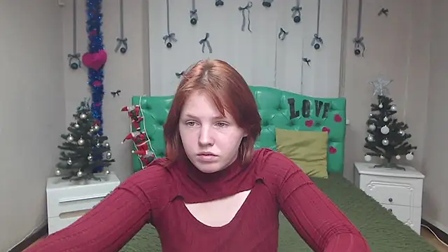 Snapshot of EvelinaRedfox chatting on December 2025 06:07:02 AM EvelinaRedfox online show from December 2025 06:07:02 AM