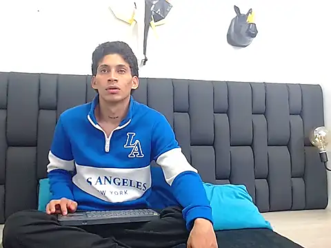 Snapshot of manus_rios69 chatting on December 2025 12:31:02 PM manus rios69 online show from December 2025 12:31:02 PM