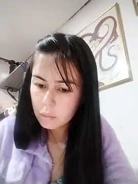 Snapshot of DORISHH chatting on December 2025 04:17:01 AM DORISHH online show from December 2025 04:17:01 AM