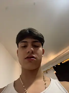 Lander Cruz online show from April 2026 04:59:01 PM