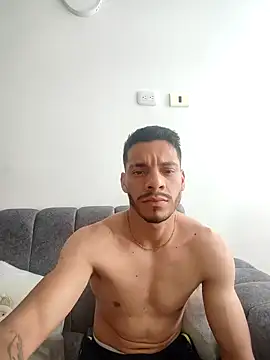 LeoThomson online show from December 2025 05:09:02 PM