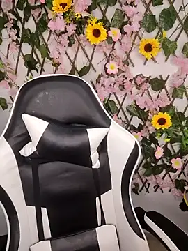 KasumiSophia online show from April 2026 12:21:01 PM