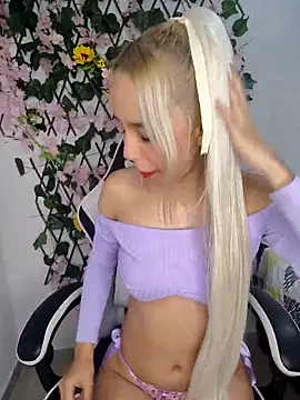 Snapshot of KasumiSophia chatting on April 2026 02:19:01 PM KasumiSophia online show from April 2026 02:19:01 PM