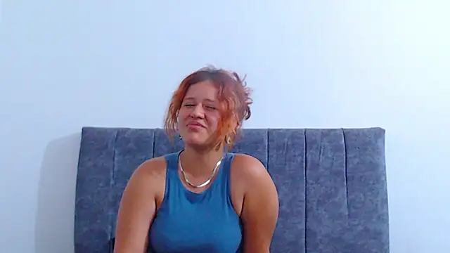 hottie couplee online show from March 2026 12:28:01 AM