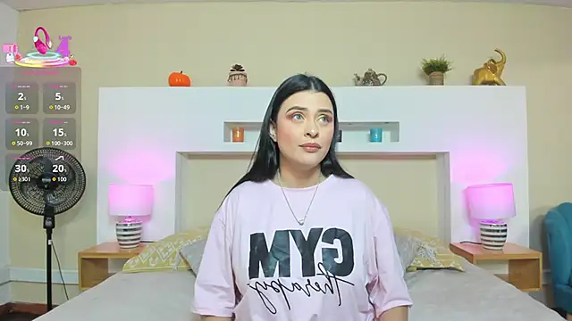 Snapshot of AnikaRomanoff_ chatting on December 2025 11:25:02 AM AnikaRomanoff online show from December 2025 11:25:02 AM