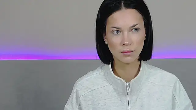 RachaelMils online show from May 2026 03:44:01 AM