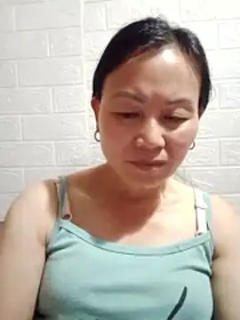 Lili-123k online show from March 2026 12:45:02 PM