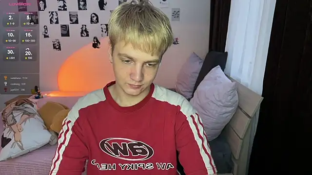 Snapshot of olivertasty2 chatting on December 2025 12:36:02 PM olivertasty2 online show from December 2025 12:36:02 PM