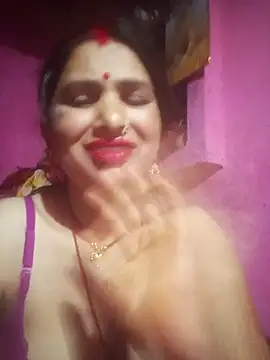 Your-shreya143 online show from April 2026 08:37:01 PM