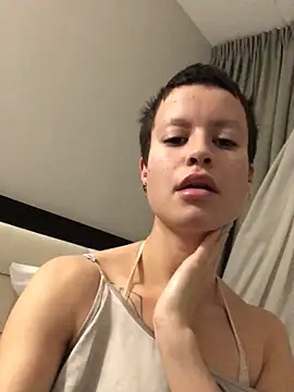 Snapshot of YoungDutchRuby chatting on December 2025 07:31:01 PM YoungDutchRuby online show from December 2025 07:31:01 PM