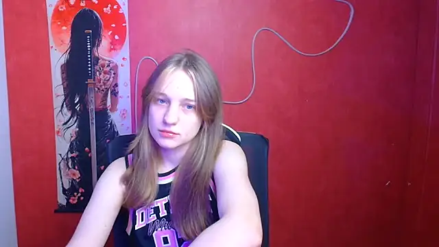 Snapshot of Katie_Rosiee chatting on December 2025 09:35:02 AM Katie Rosiee online show from December 2025 09:35:02 AM