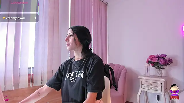 lya  brown online show from December 2025 01:30:01 PM