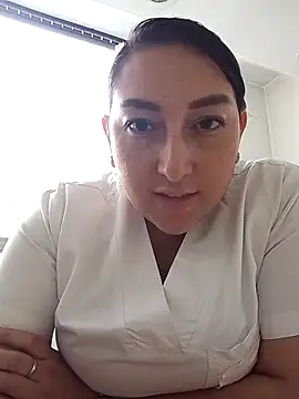 Valeria montana  online show from December 2025 01:08:01 PM