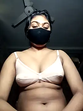 Snapshot of naughtygirl96 chatting on December 2025 03:58:02 AM naughtygirl96 online show from December 2025 03:58:02 AM