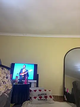 Snapshot of Privy001 chatting on December 2025 02:55:01 PM Privy001 online show from December 2025 02:55:01 PM