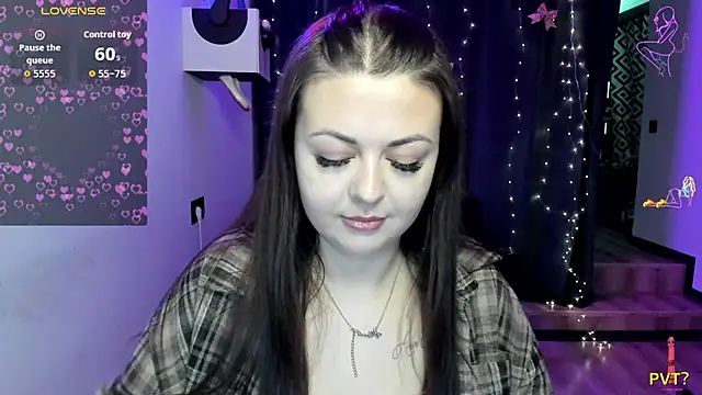 MonicaMoonly online show from March 2026 06:59:02 PM