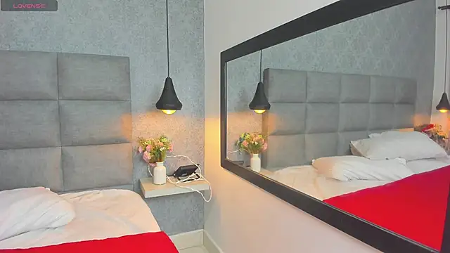 emilyy r online show from January 2026 06:44:01 PM