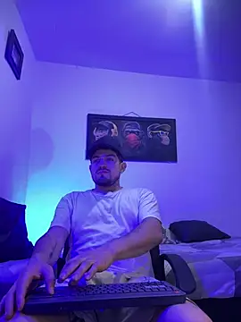 williamsmiiths16 online show from July 2026 11:49:01 AM