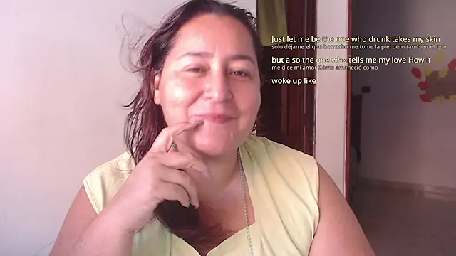 Snapshot of VioletBruces chatting on December 2025 11:41:02 AM VioletBruces online show from December 2025 11:41:02 AM