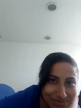 Snapshot of Vera_Luna_ chatting on December 2025 07:21:01 PM Vera Luna online show from December 2025 07:21:01 PM