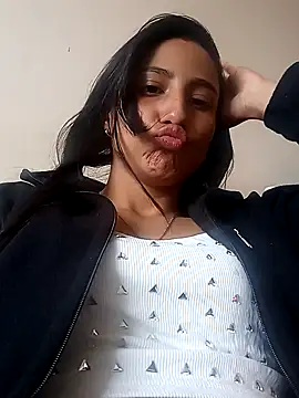 Snapshot of Vera_Luna_ chatting on January 2026 06:11:02 PM Vera Luna online show from January 2026 06:11:02 PM