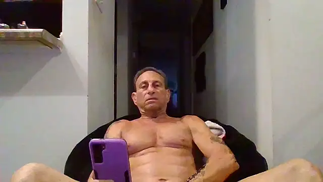 johnnymarino1010 online show from May 2026 11:10:02 PM