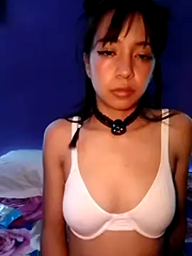 Snapshot of Honey_bun06 chatting on July 2026 06:07:02 AM Honey bun06 online show from July 2026 06:07:02 AM