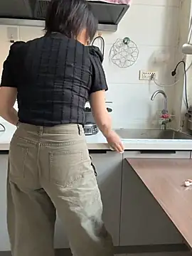 luckybaby666999 online show from April 2026 05:27:01 AM