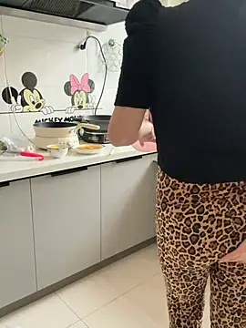 luckybaby666999 online show from April 2026 04:57:01 AM