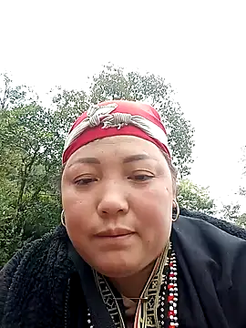 Snapshot of sary-hot2x chatting on December 2025 06:21:01 AM sary-hot2x online show from December 2025 06:21:01 AM