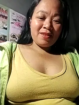 AlilaK2 online show from December 2025 02:57:02 PM