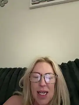 sinfulsara online show from February 2026 12:44:01 AM