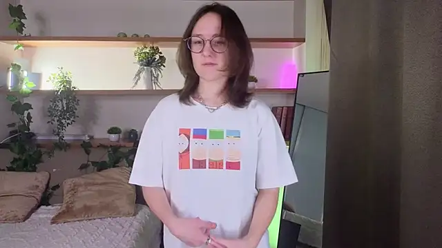 Snapshot of ChongFefer chatting on December 2025 01:43:02 AM ChongFefer online show from December 2025 01:43:02 AM