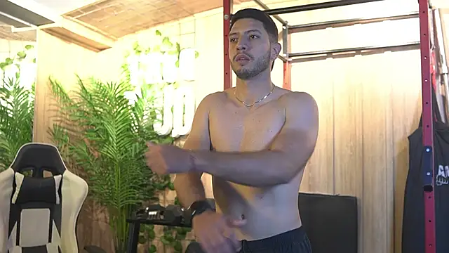 Snapshot of Thiago_Voss chatting on December 2025 12:14:02 PM Thiago Voss online show from December 2025 12:14:02 PM