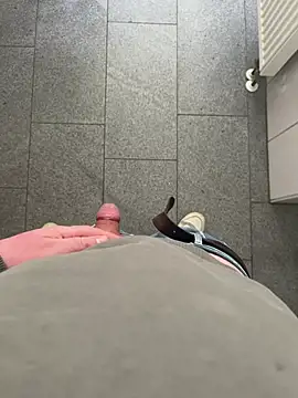 Dodo2223 online show from January 2026 01:04:01 PM