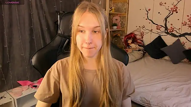 Katy Midocalm online show from December 2025 06:31:01 AM