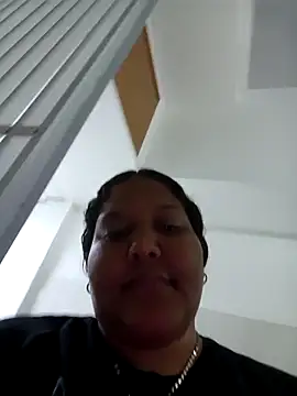 VaneandRossy online show from February 2026 02:10:01 AM