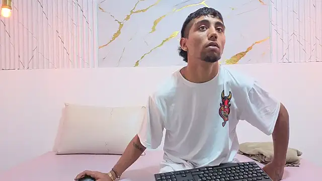 NatyAndAlex online show from February 2026 10:14:01 PM