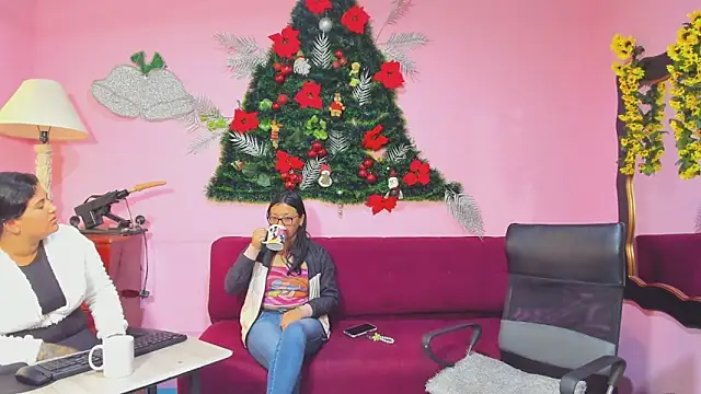 Snapshot of LesbianCouple02 chatting on December 2025 12:31:02 PM LesbianCouple02 online show from December 2025 12:31:02 PM