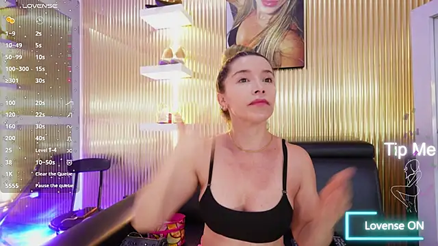 Allice mommy online show from April 2026 04:37:02 PM