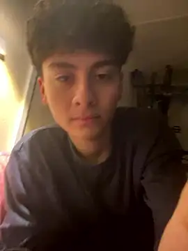 Snapshot of hungspanishtwink chatting on January 2026 09:45:02 AM hungspanishtwink online show from January 2026 09:45:02 AM