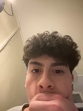 Snapshot of hungspanishtwink chatting on February 2026 11:12:01 PM hungspanishtwink online show from February 2026 11:12:01 PM