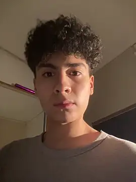 Snapshot of hungspanishtwink chatting on February 2026 10:49:01 PM hungspanishtwink online show from February 2026 10:49:01 PM