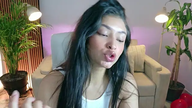 victoria   moon online show from February 2026 01:29:02 PM