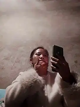 Snapshot of Meyyy09 chatting on December 2025 05:01:01 AM Meyyy09 online show from December 2025 05:01:01 AM